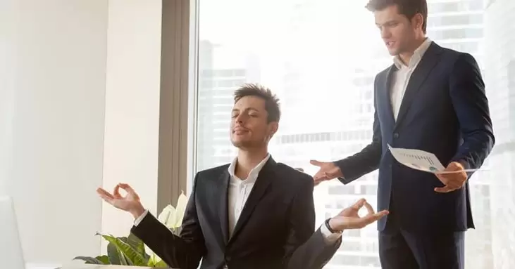 hvile fra arbejde for naturligt at øge styrken